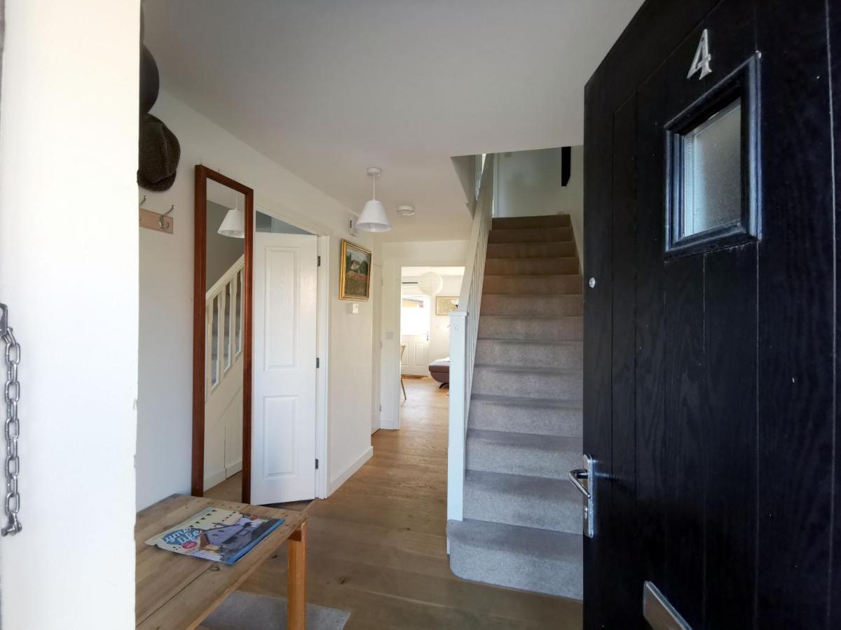 2 Bedroom House With Free Parking Lyme Regis Buitenkant foto