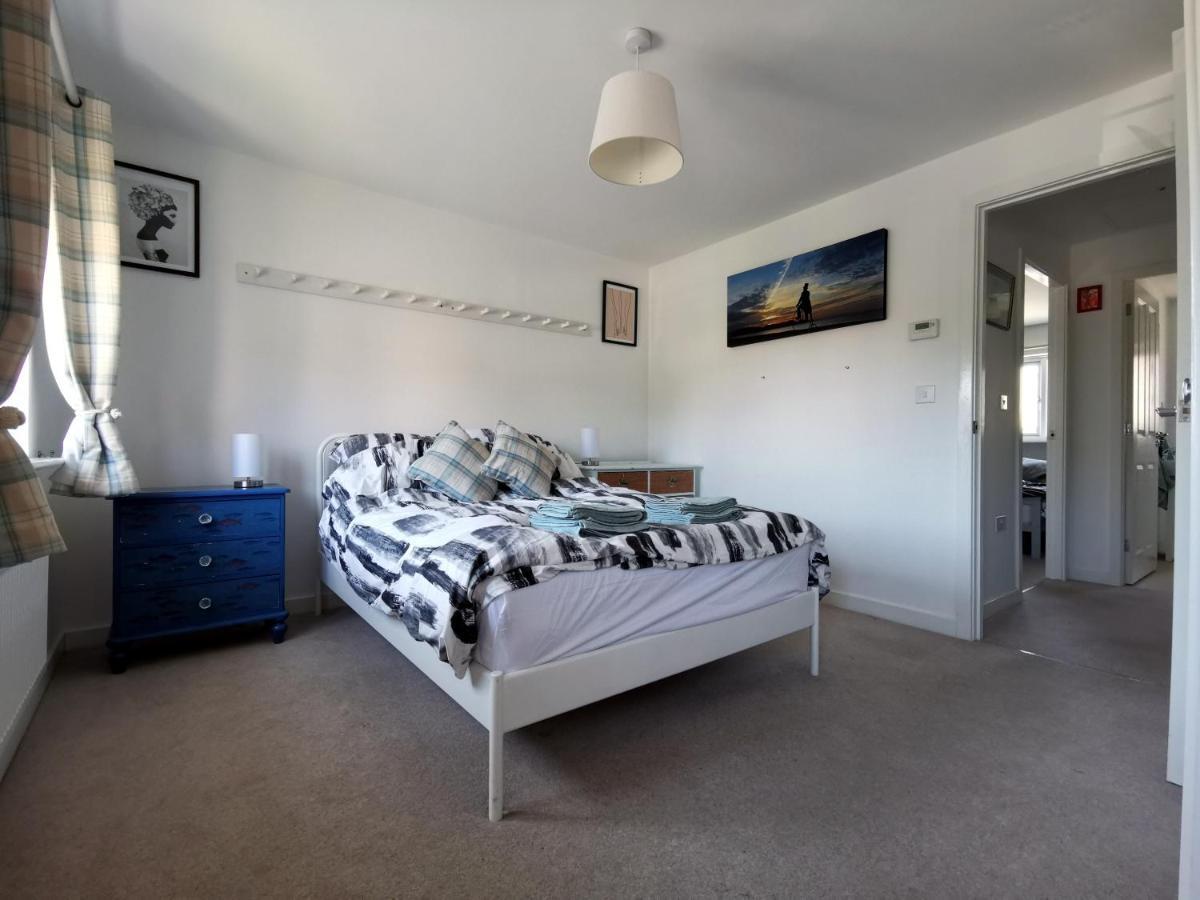2 Bedroom House With Free Parking Lyme Regis Buitenkant foto