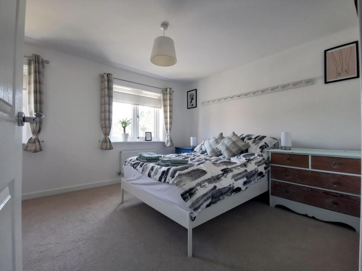 2 Bedroom House With Free Parking Lyme Regis Buitenkant foto