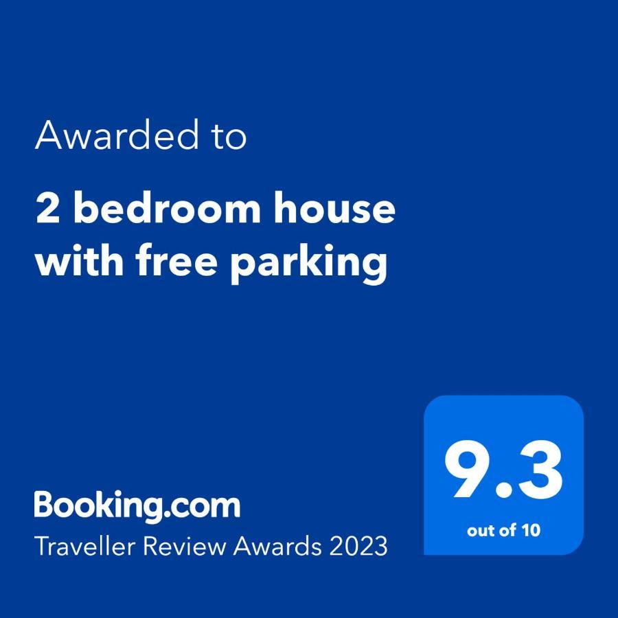 2 Bedroom House With Free Parking Lyme Regis Buitenkant foto